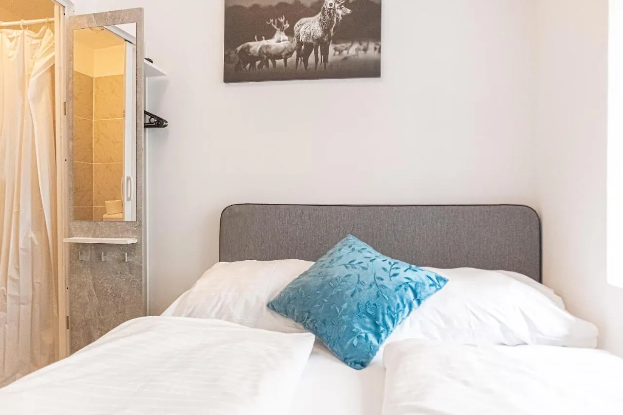 Standard 3Br Apt Near Hauptbahnhof Vienna Apartment